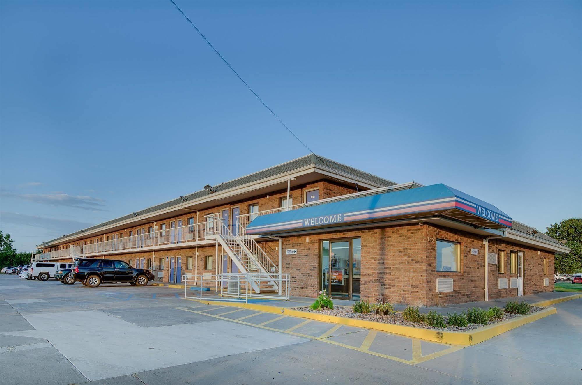 Motel 6-Salina, Ks 외부 사진