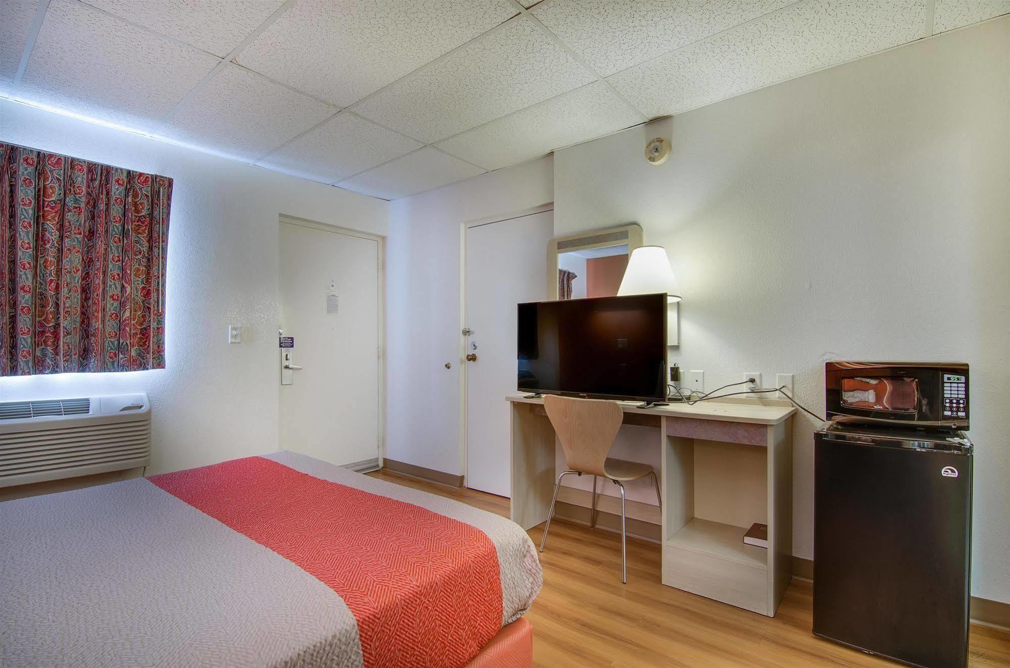Motel 6-Salina, Ks 외부 사진